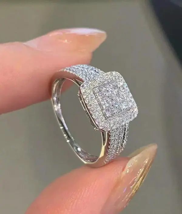 Laura | Elegants gredzens